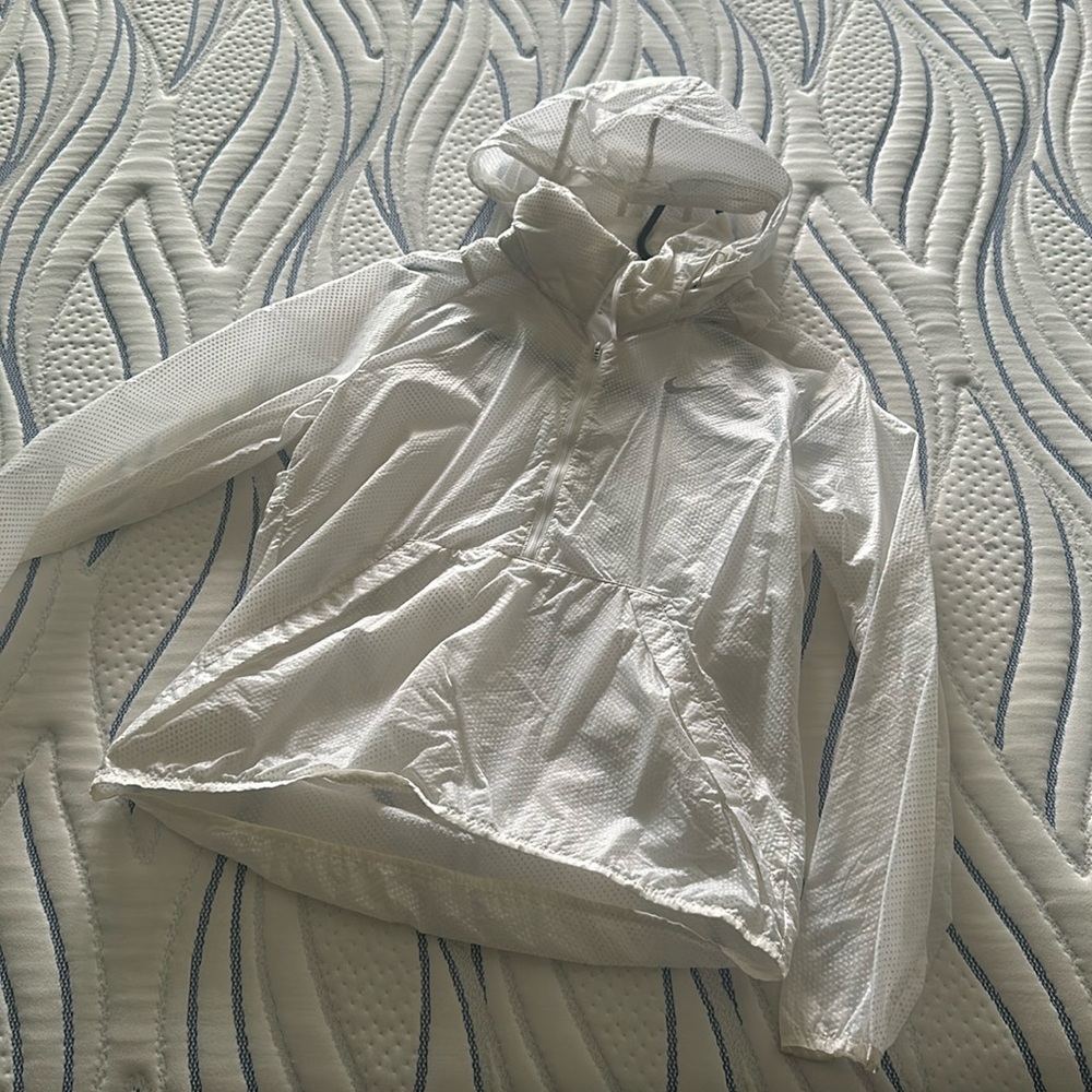 Nike Golf Women's windbreaker Retail $125